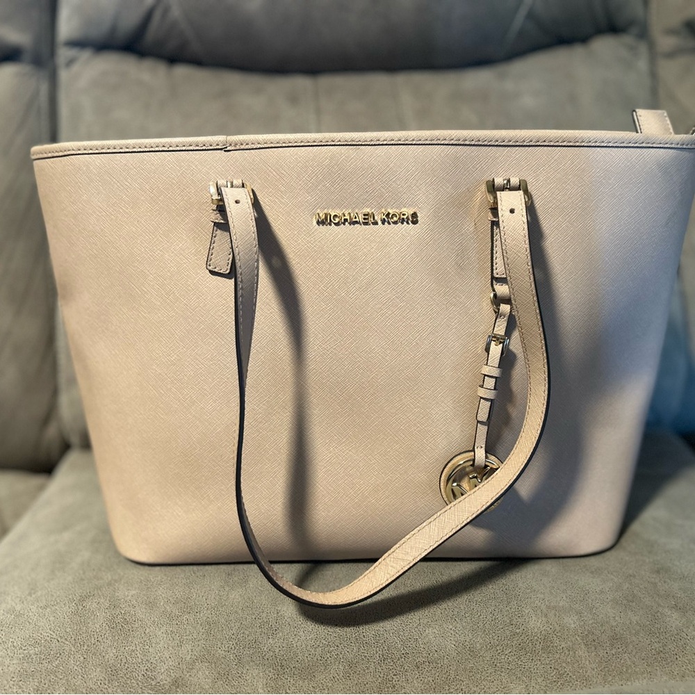 Michael Kors Beige Purse